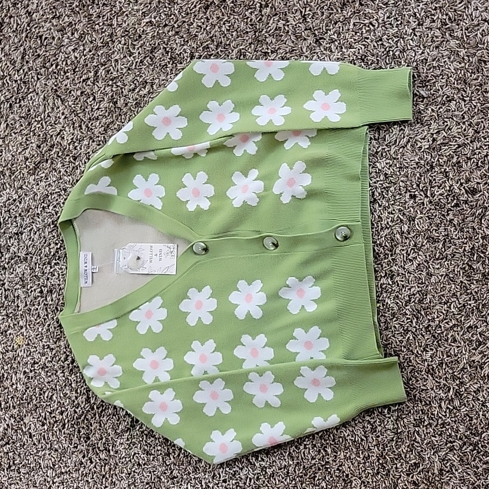 Willow and wind green floral Cardigan.